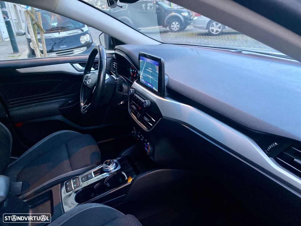Ford Focus SW 1.5 TDCi EcoBlue Active Aut. - 25