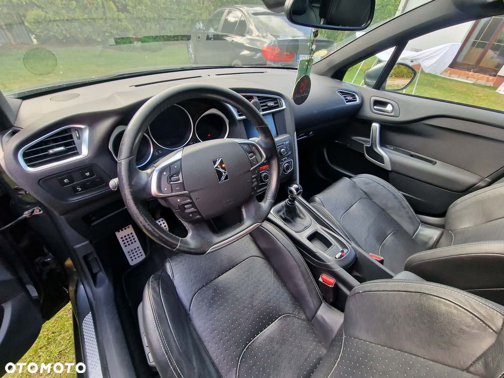 Citroën DS4 HDi 165 SportChic - 13