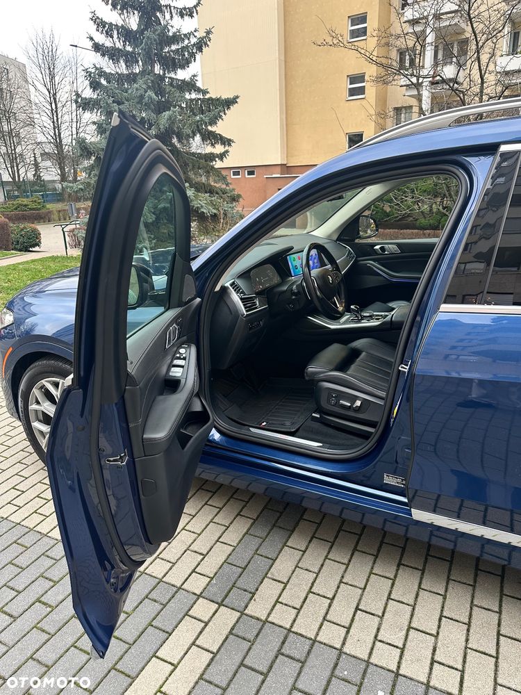 BMW X7 xDrive40i - 8