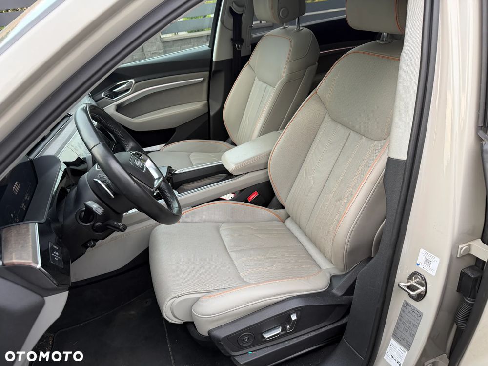 Audi e-tron 55 Quattro Advanced - 12