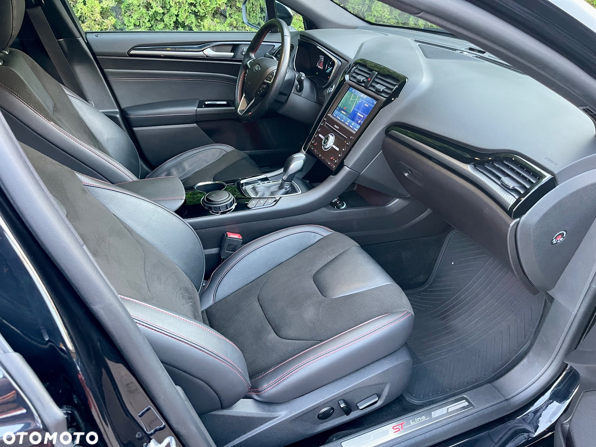 Ford Mondeo 2.0 Hybrid ST-Line Plus - 13