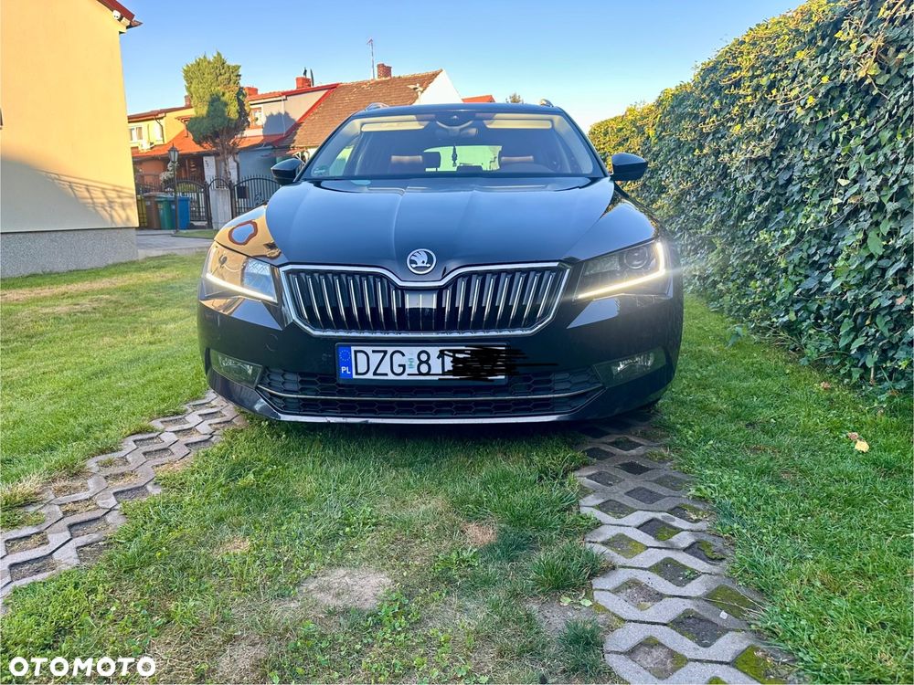 Skoda Superb 2.0 TDI 4x4 DSG L&K - 17