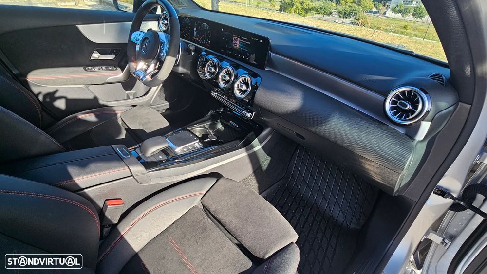 Mercedes-Benz A 45 AMG S 4Matic+ - 16