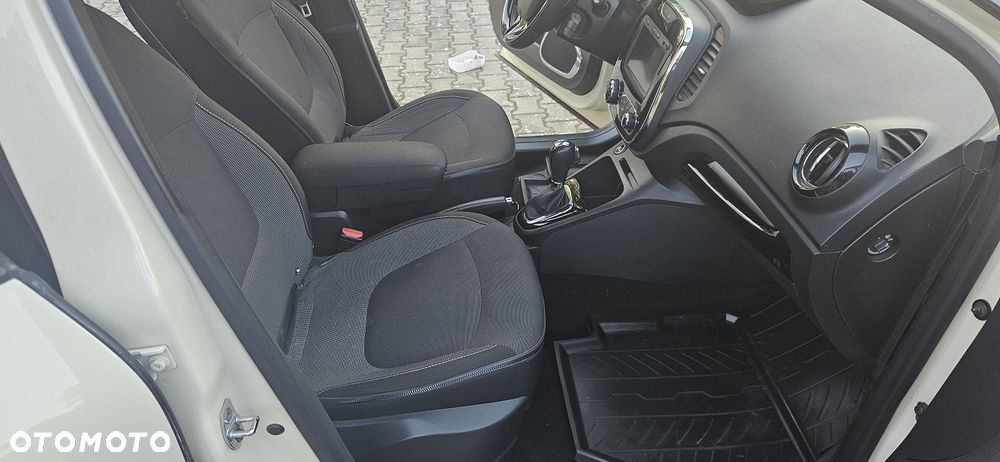 Renault Captur dCi 90 EDC Dynamique - 24