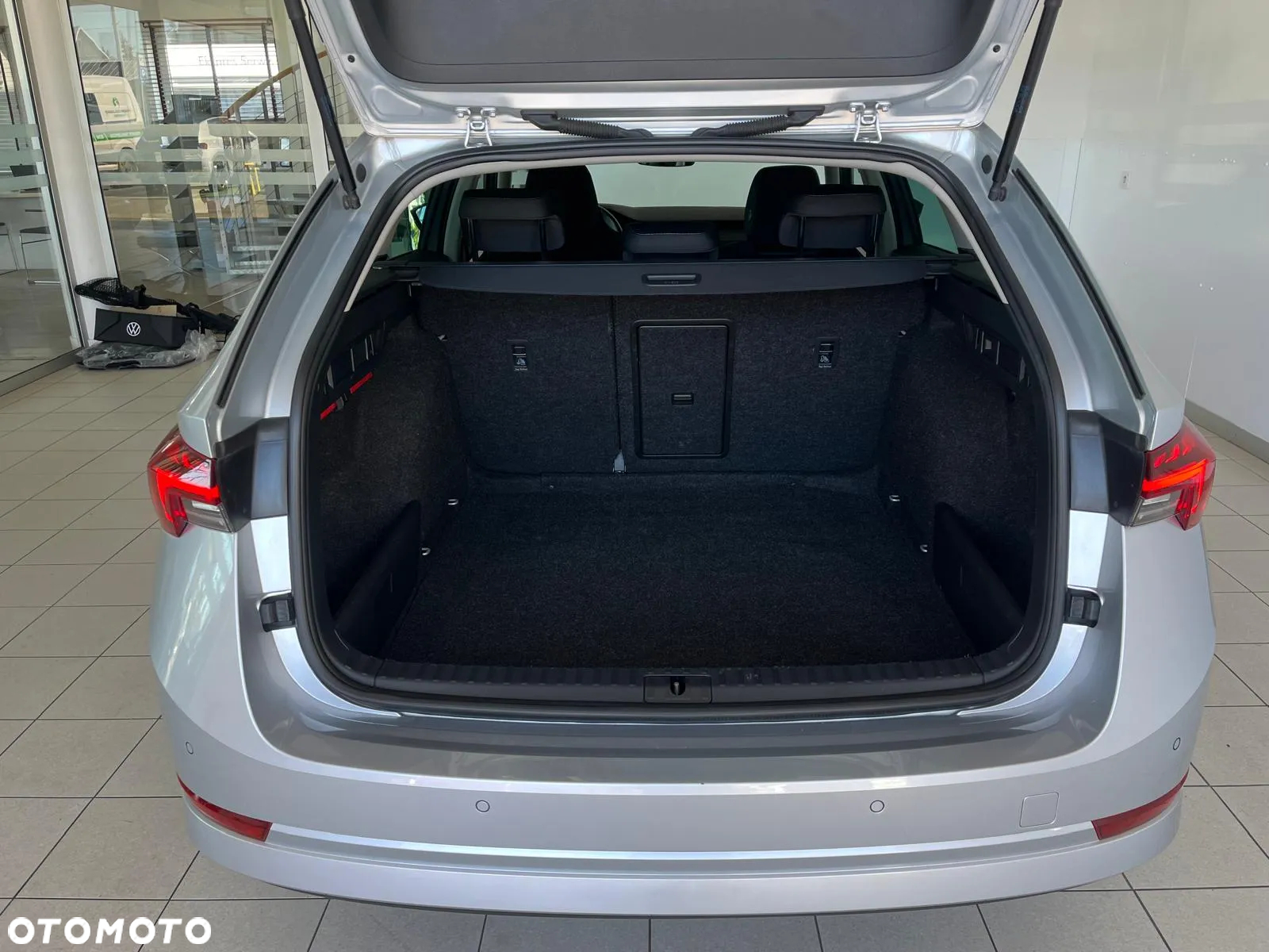 Skoda Octavia 2.0 TDI Ambition DSG - 5