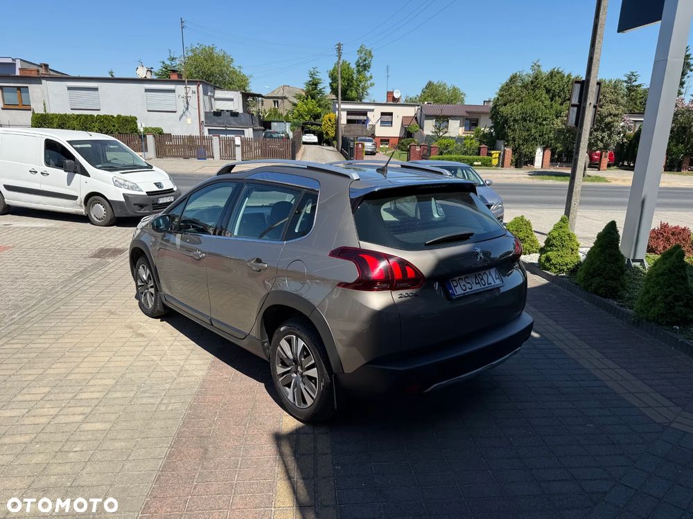 Peugeot 2008 PureTech 110 Stop&Start Allure - 3