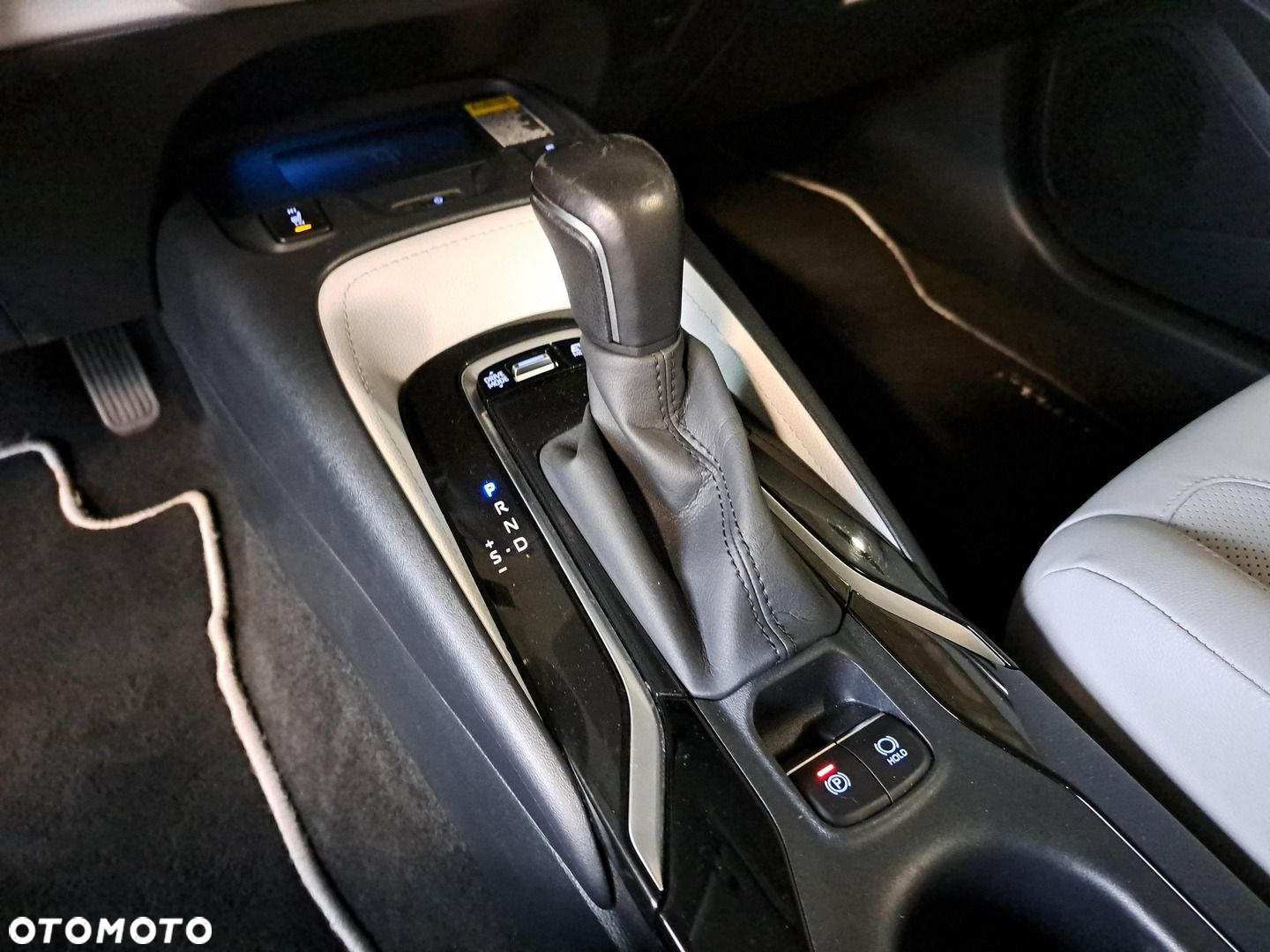 Toyota Corolla - 26