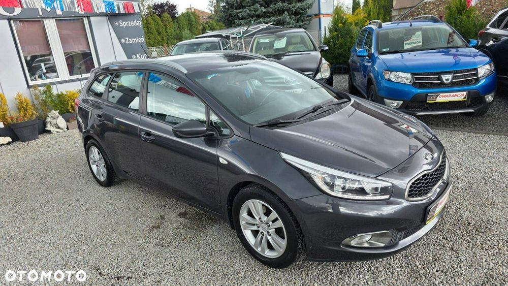 Kia Ceed - 7