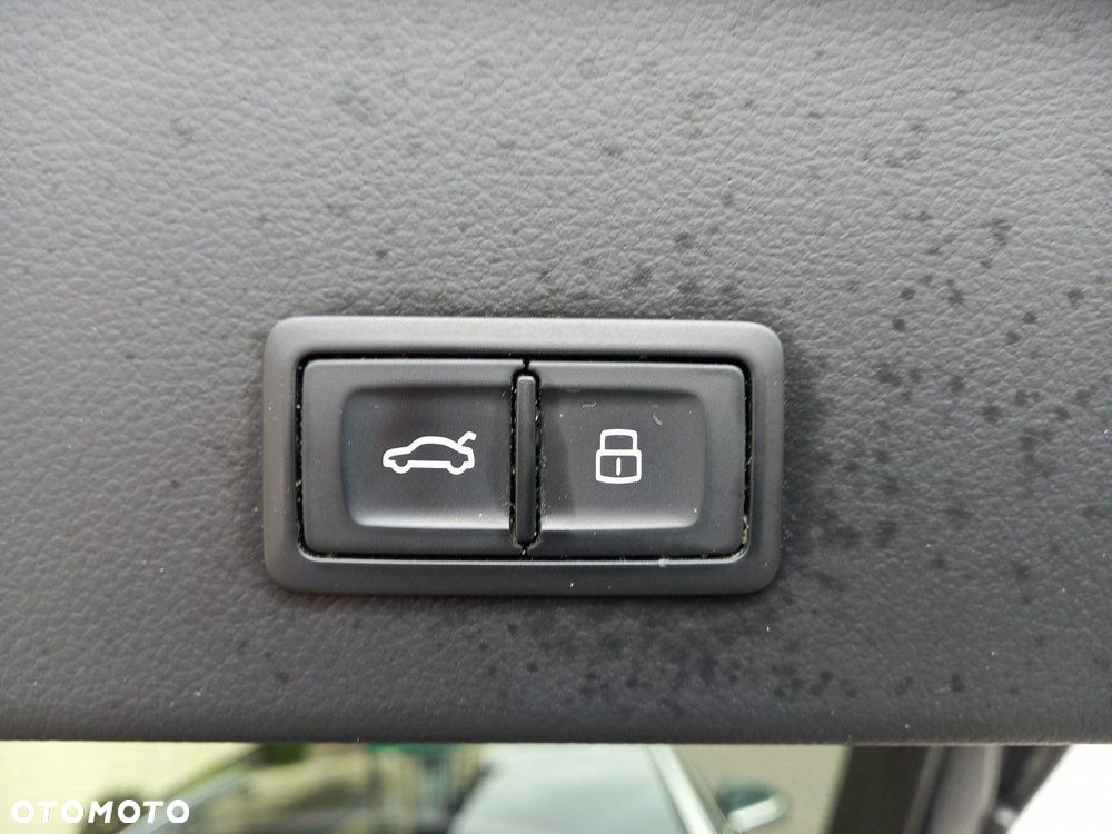 Audi A6 Avant 2.0 TDI Ultra S tronic - 20