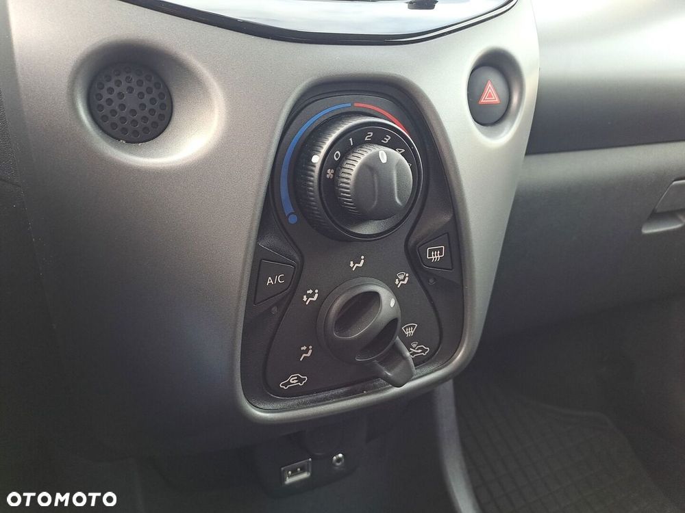 Toyota Aygo - 18