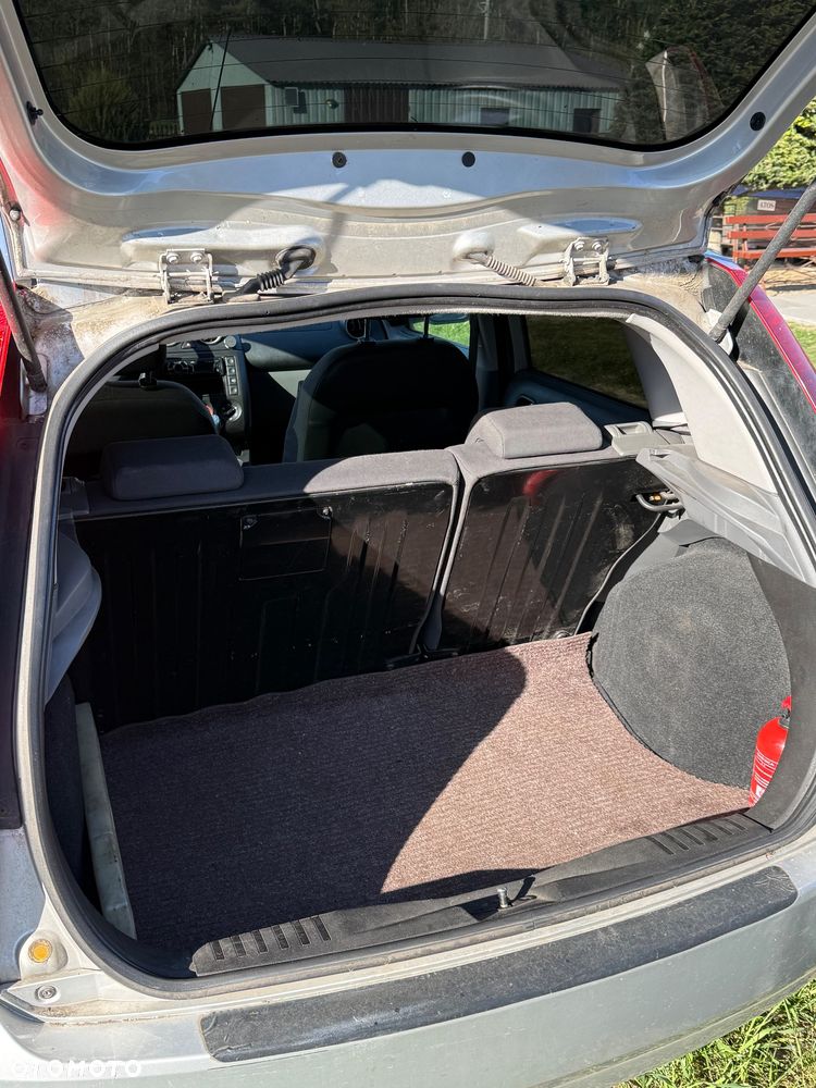 Ford Fiesta 1.4 Ghia - 7