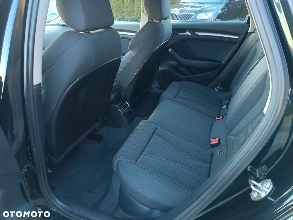 Audi A3 Sportback 2.0 TDI S tronic Attraction - 24