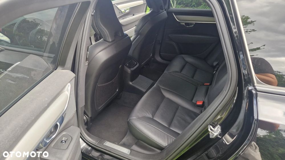 Volvo V90 - 10