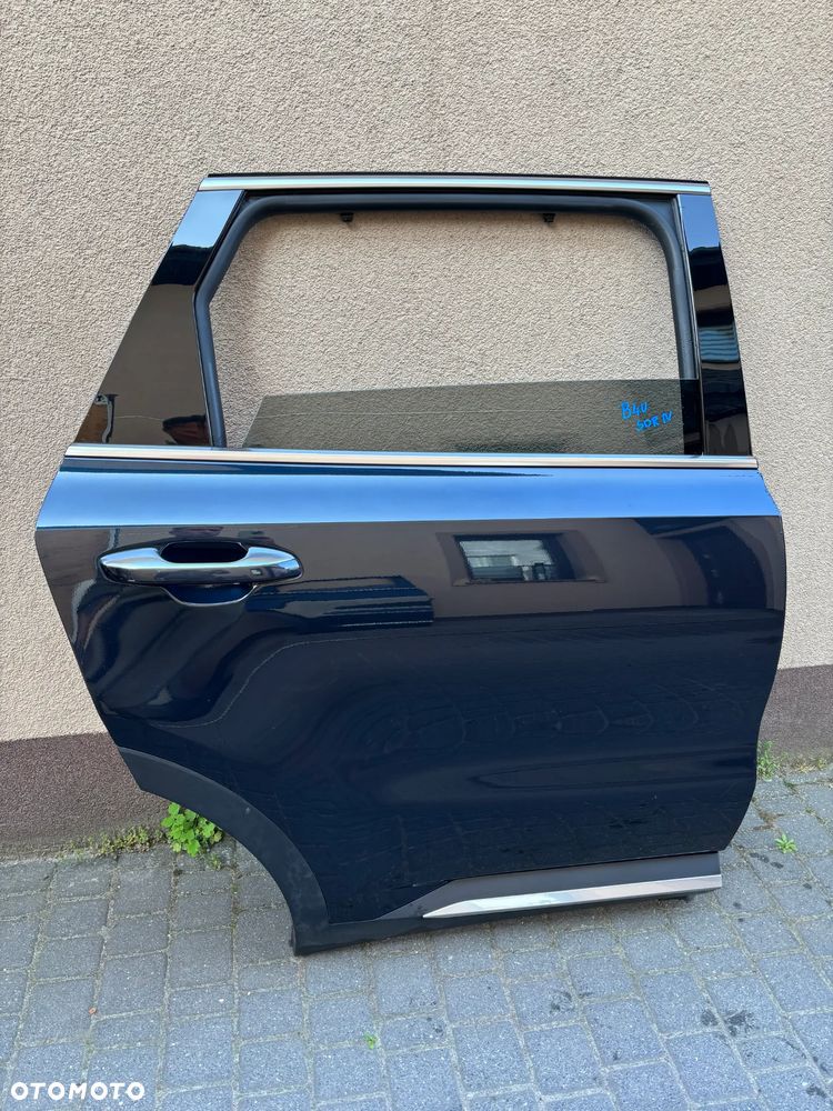 Drzwi tyl tylne Kia Sorento IV 4  - prawa strona - oryginalne kod koloru B4U niebieskie granat - 1