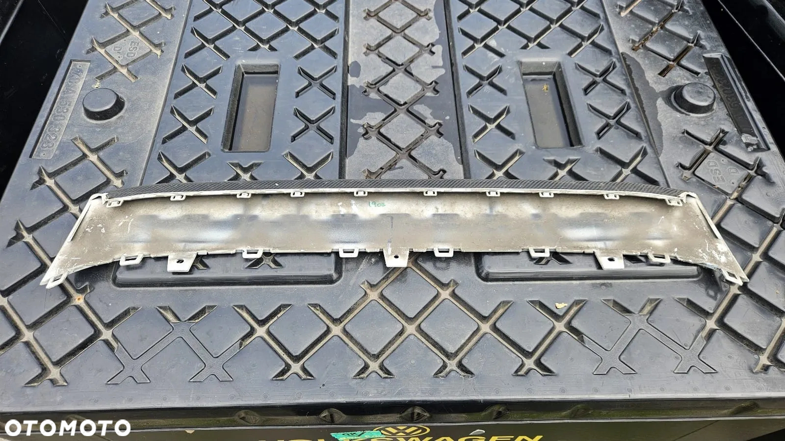 Spoiler lotka dolna przedniego zderzaka audi A6 C7 4G0 Lift S-Line i Competition - 2