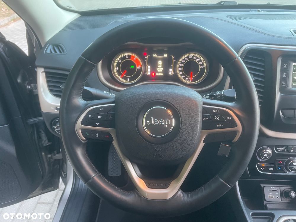 Jeep Cherokee 2.0 MJD 4x2 Longitude EU6 - 13