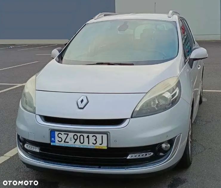 Renault Grand Scenic - 1