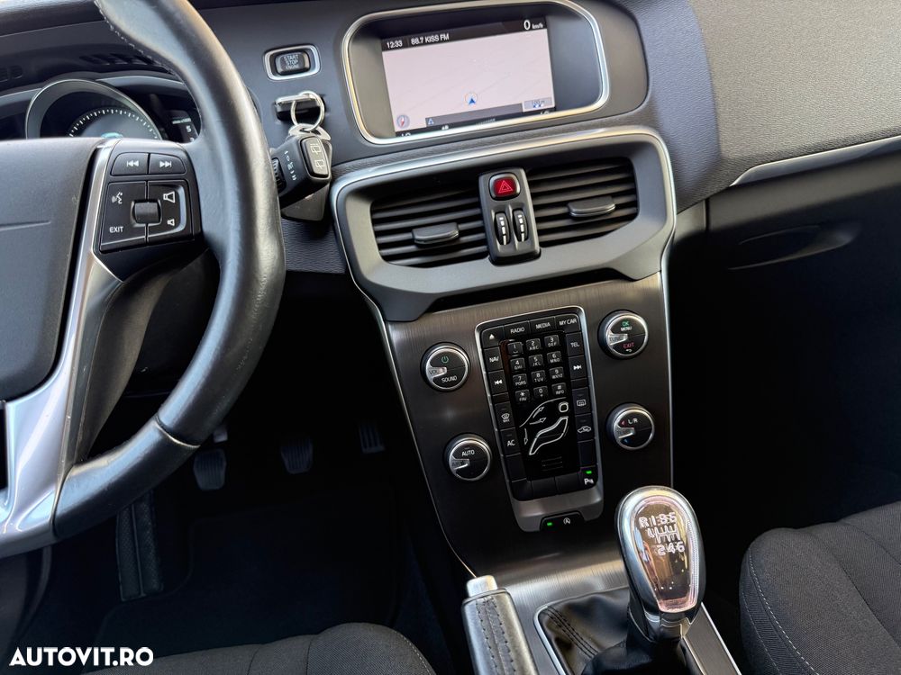 Volvo V40 D2 - 26