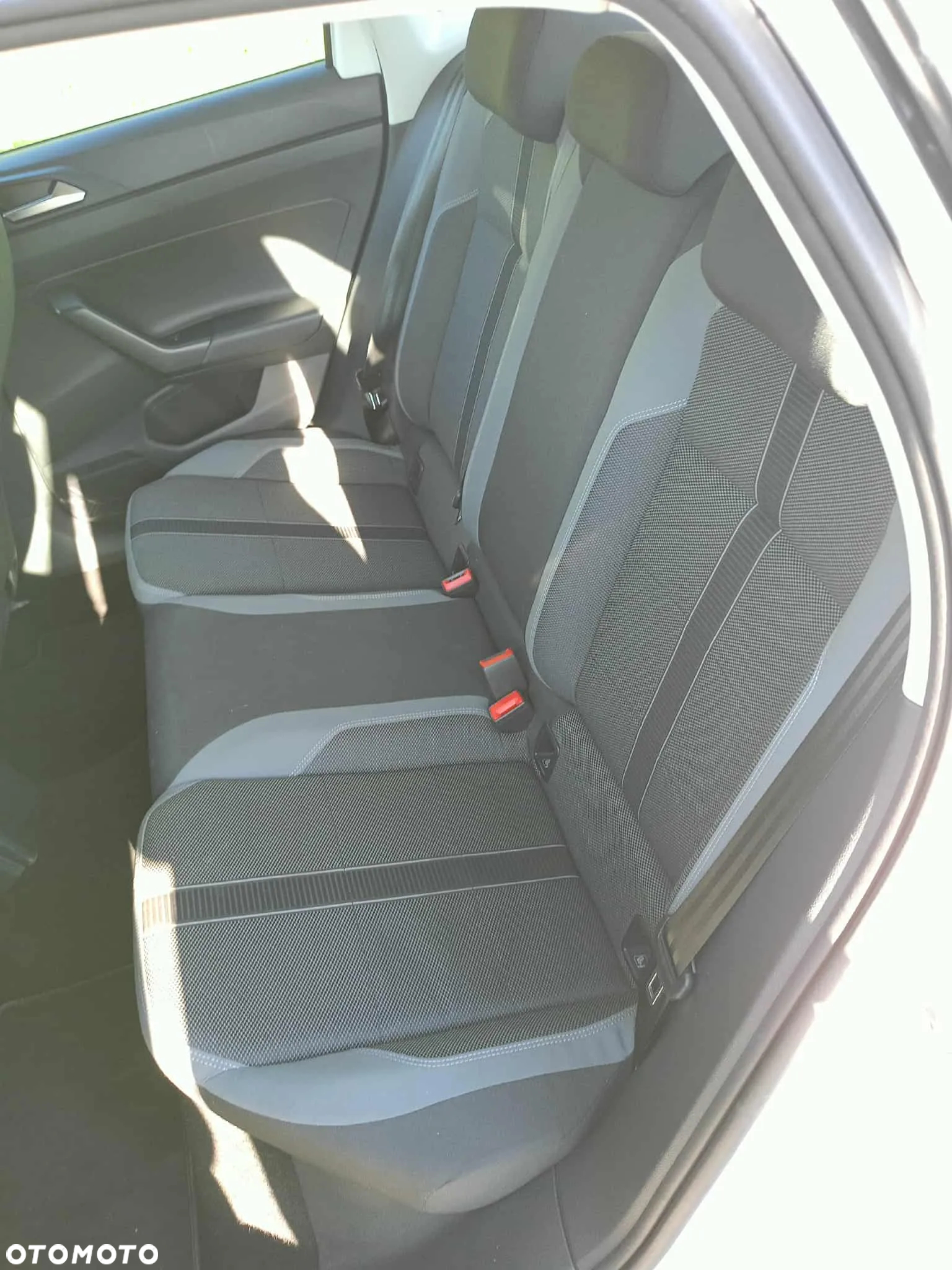 Volkswagen Polo 1.0 TSI R-Line - 5