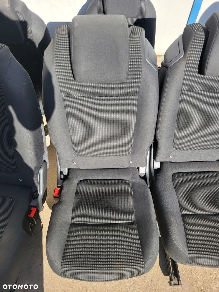 Komplet foteli Peugeot 5008 7os. - 10