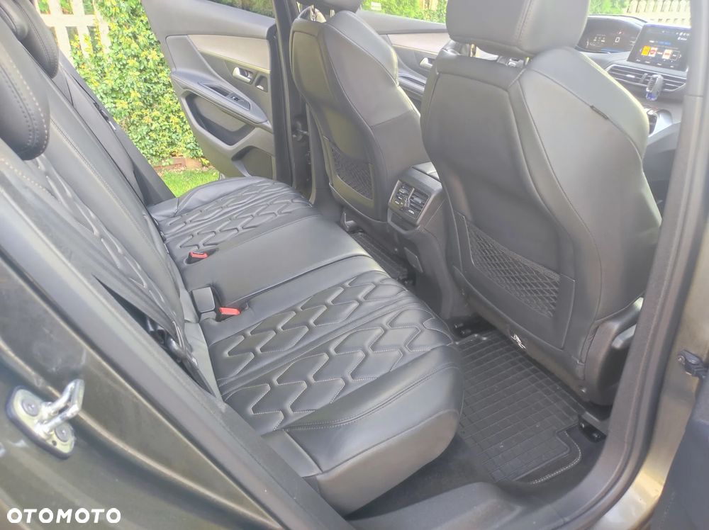 Peugeot 3008 - 22