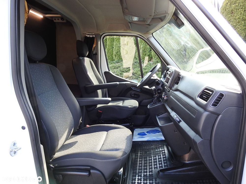 Opel MOVANO PLANDEKA 10 PALET WEBASTO TEMPOMAT KLIMATYZACJA LEDY PNEUMATYKA  165KM - 35
