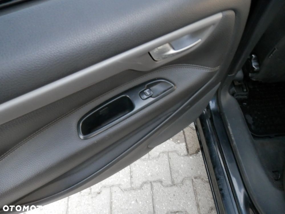 Volvo V70 2.4 Edition Comfort - 13
