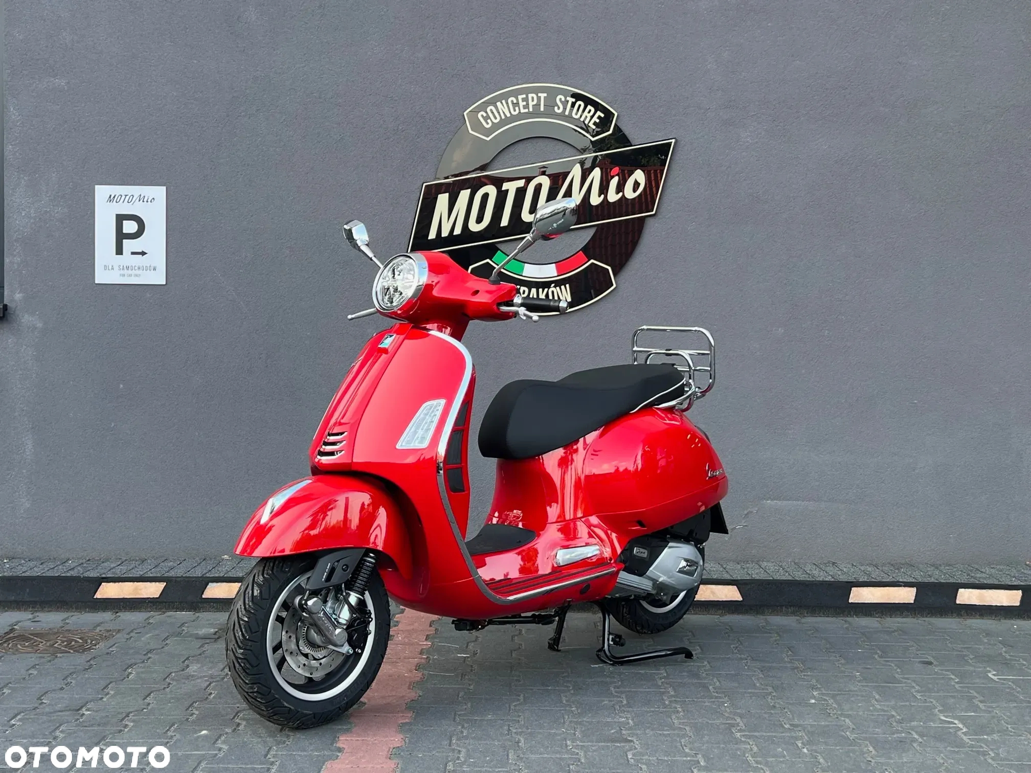 Vespa GTS - 7