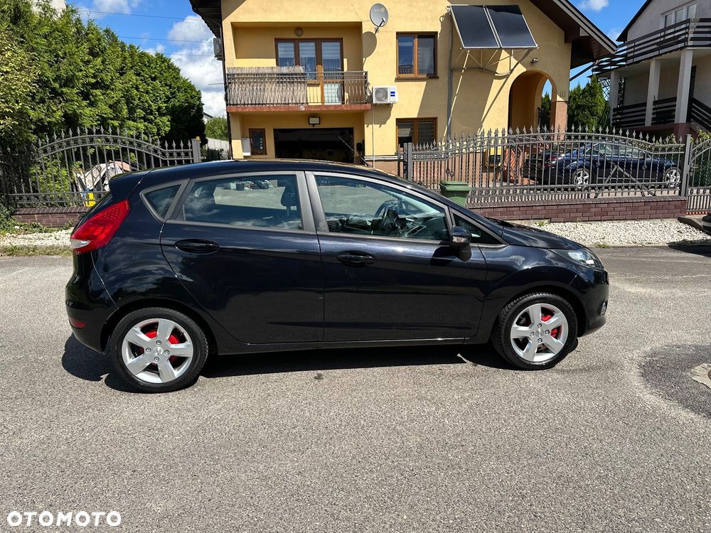 Ford Fiesta 1.25 Champions Edition - 9