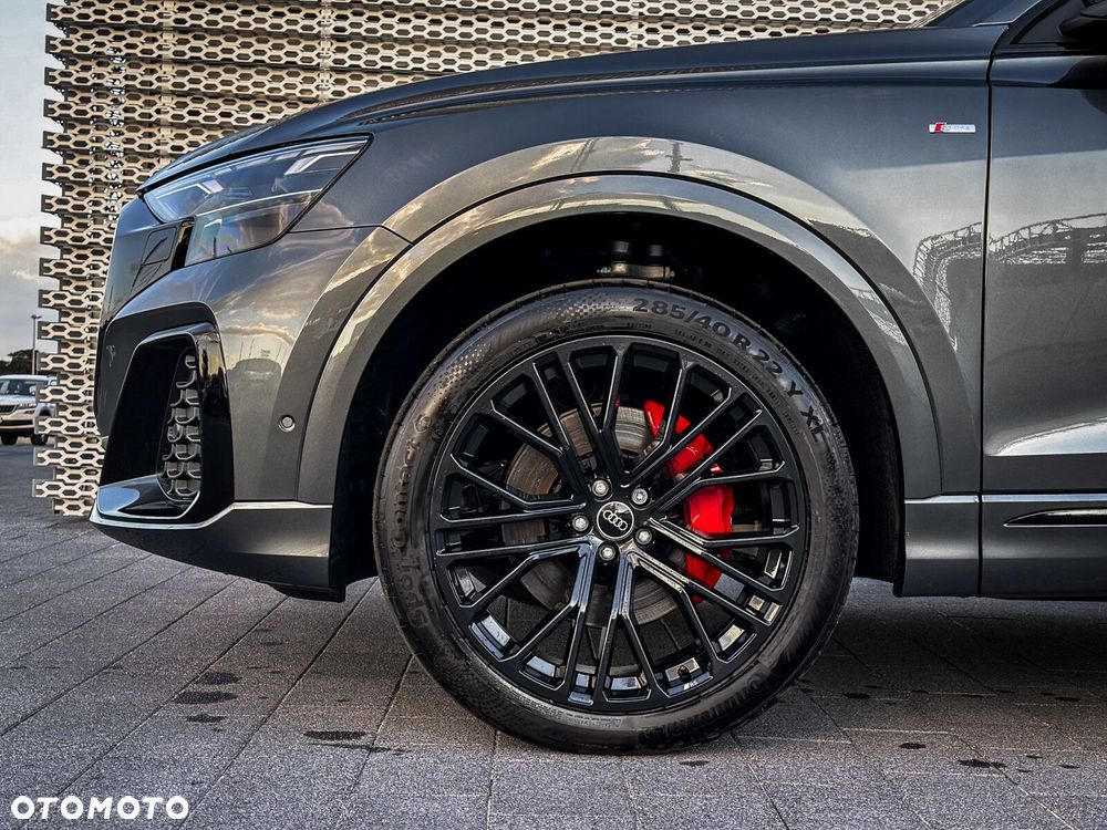 Audi Q8 - 15