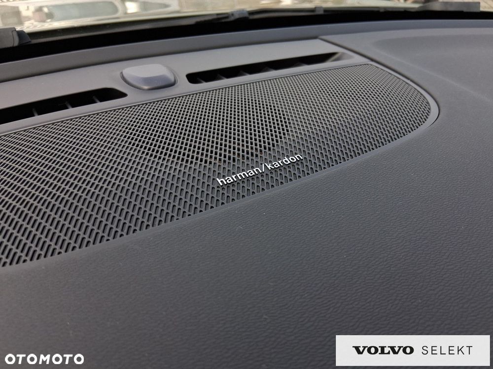 Volvo XC 40 - 21