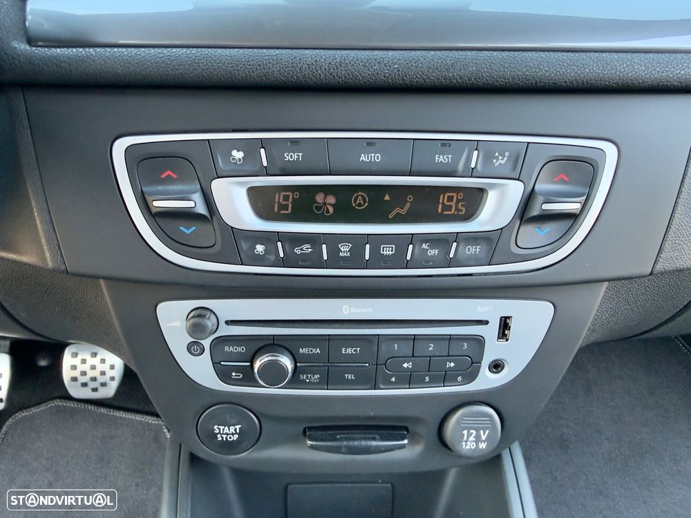 Renault Mégane Sport Tourer 1.5 dCi GT Line SS - 36