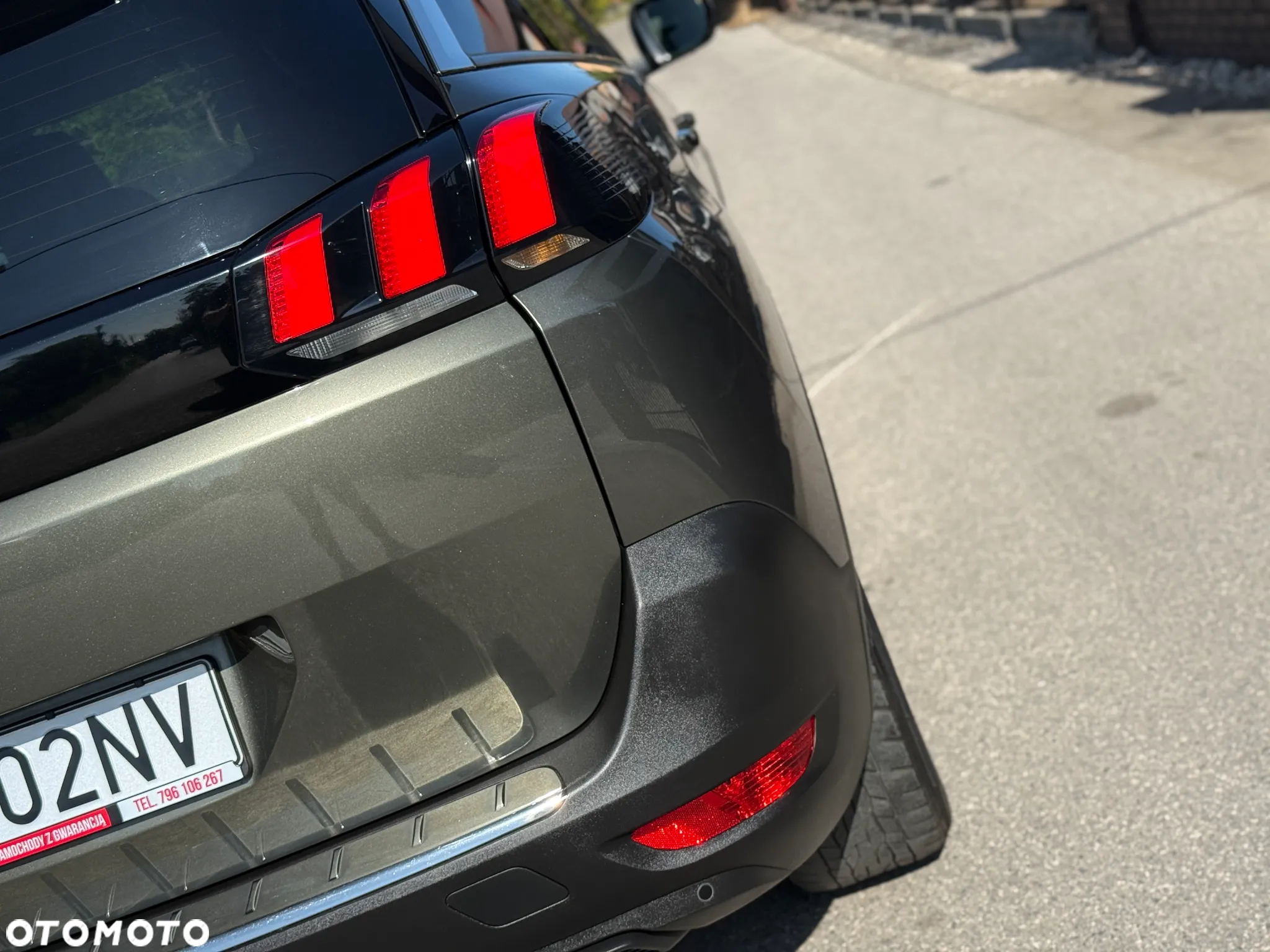 Peugeot 5008 1.5 BlueHDI Allure S&S - 38