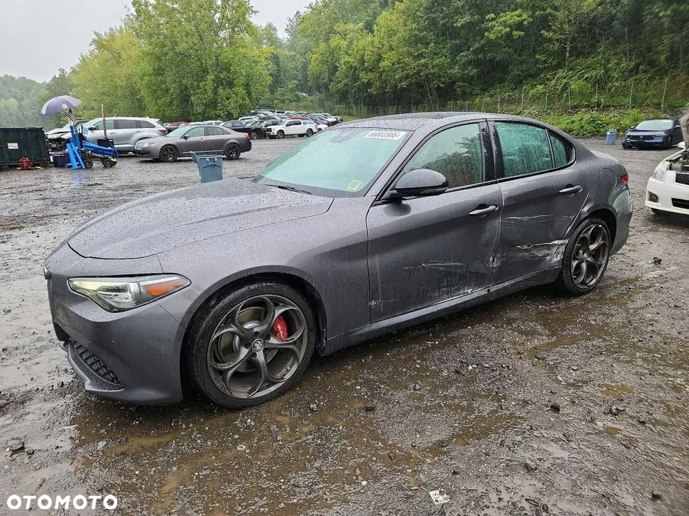 Alfa Romeo Giulia 2.0 Turbo TI Q4 - 3