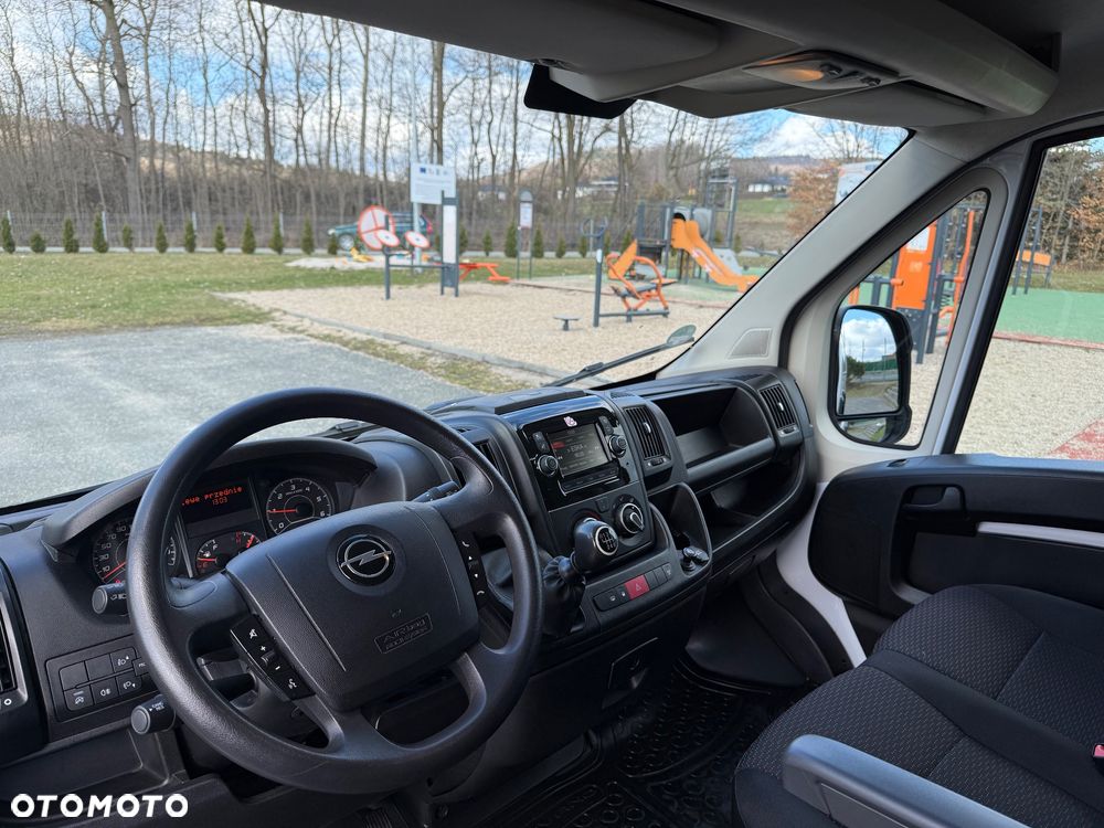 Opel Movano - 12