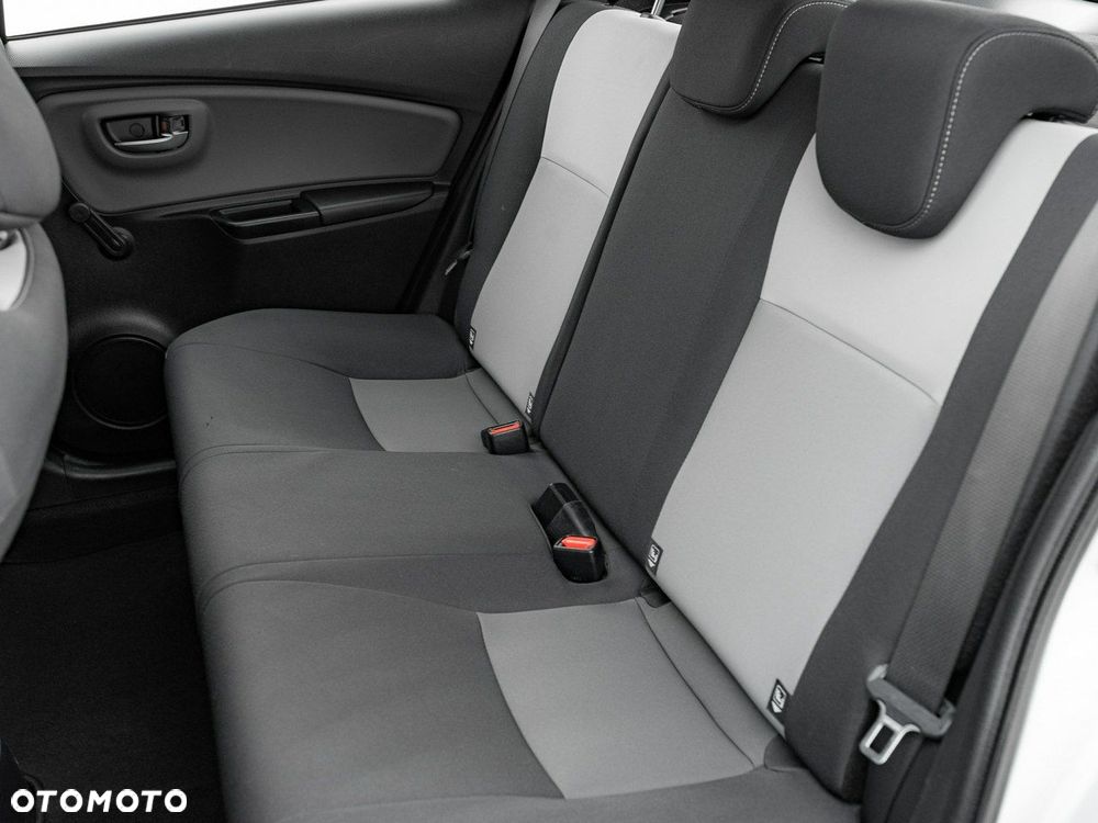 Toyota Yaris 1.5 Premium - 28