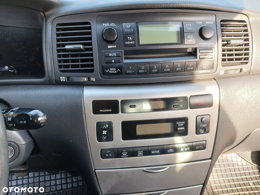 Toyota Corolla 1.4 VVT-i - 15