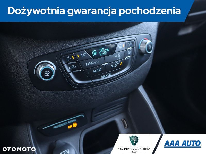 Ford Tourneo Courier - 20