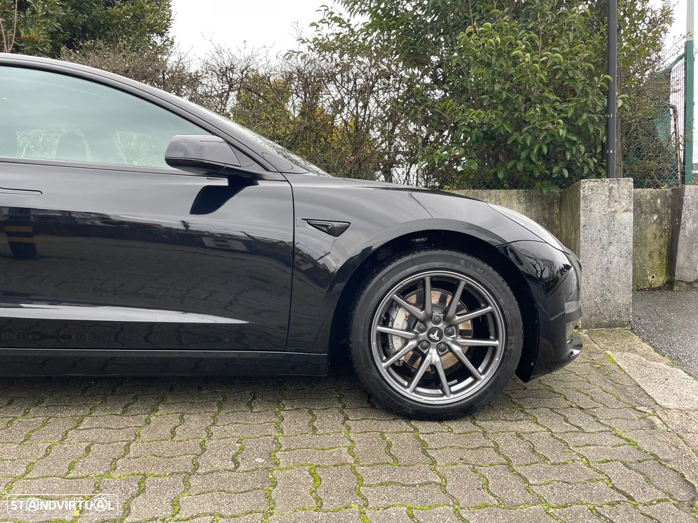 Tesla Model 3 Long Range Tração Traseira - 11