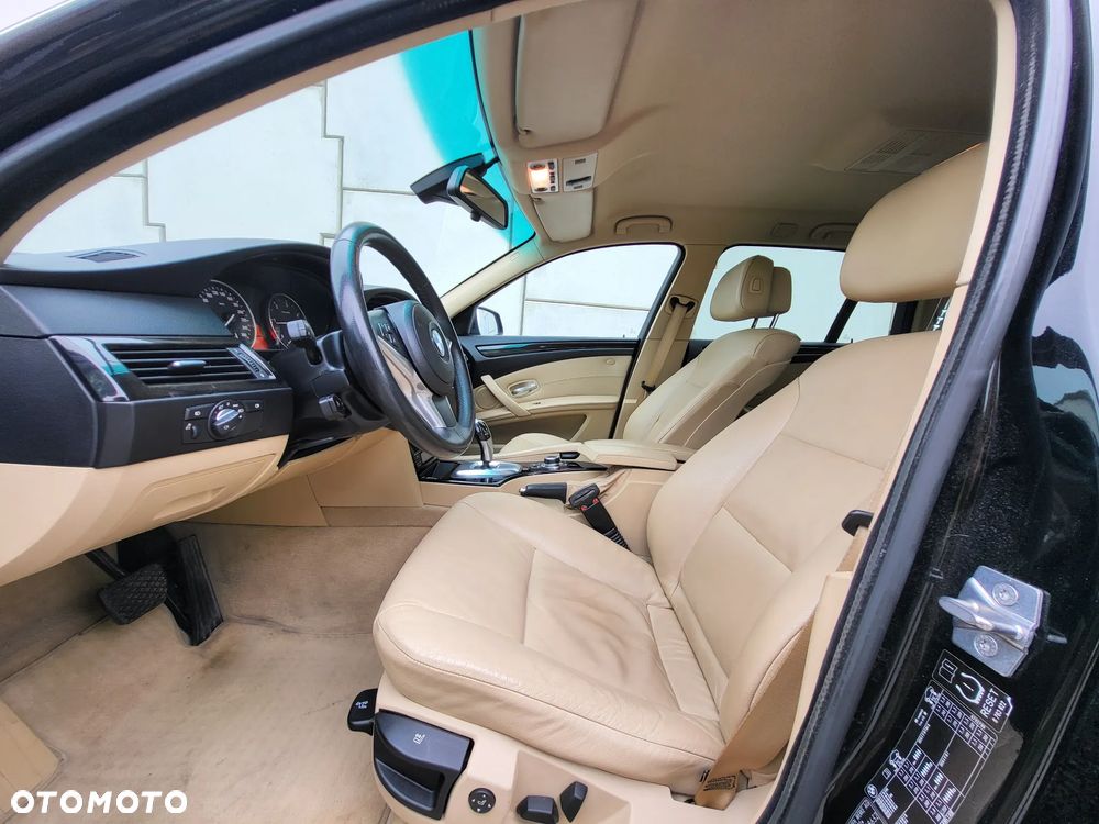 BMW Seria 5 520d - 7