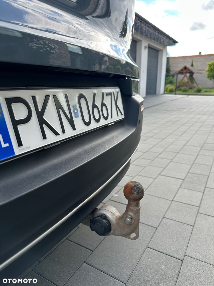 Volvo XC 40 - 25