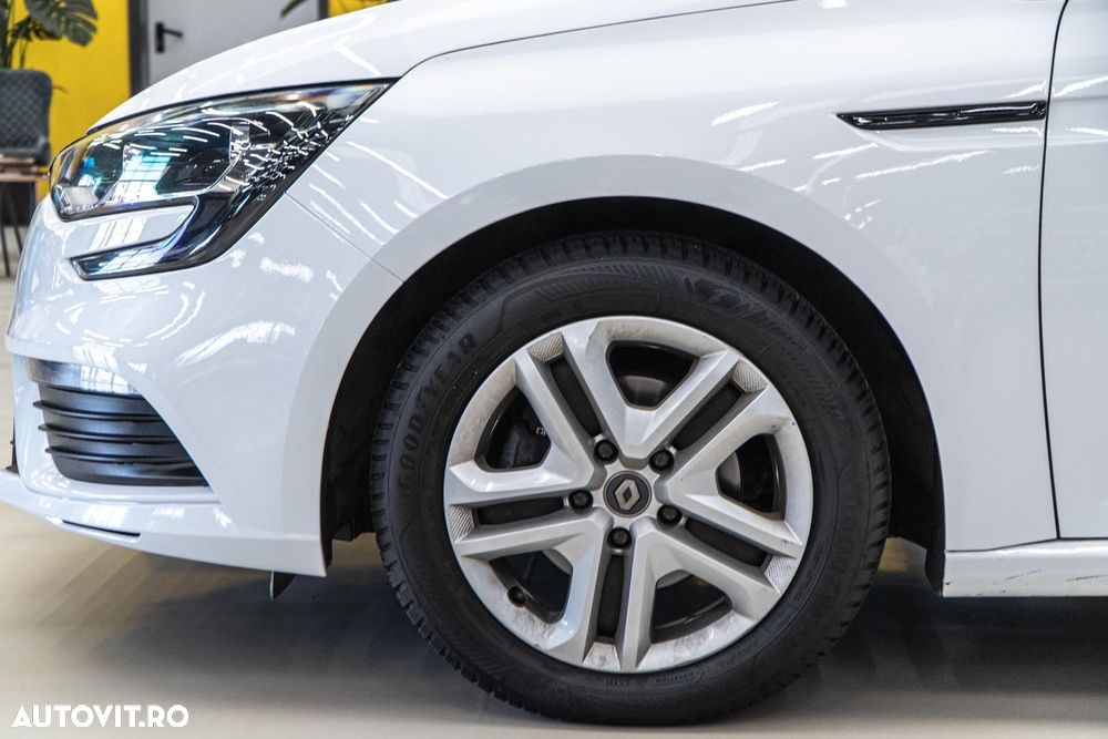 Renault Megane TCe 140 GPF EDC ZEN - 41