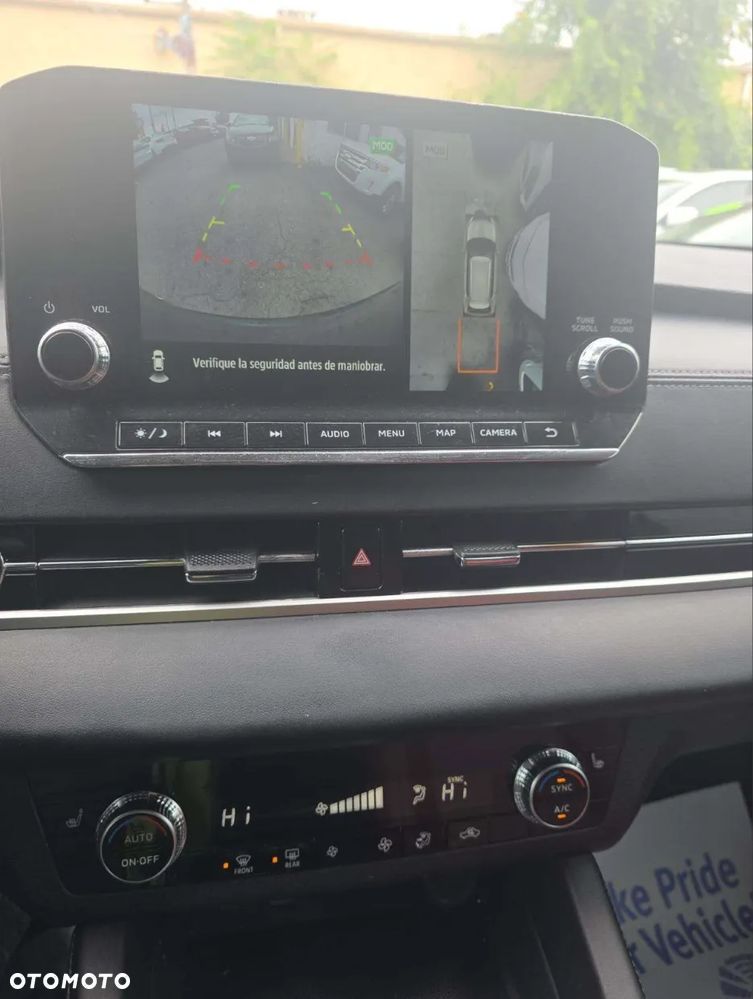 Mitsubishi Outlander - 21