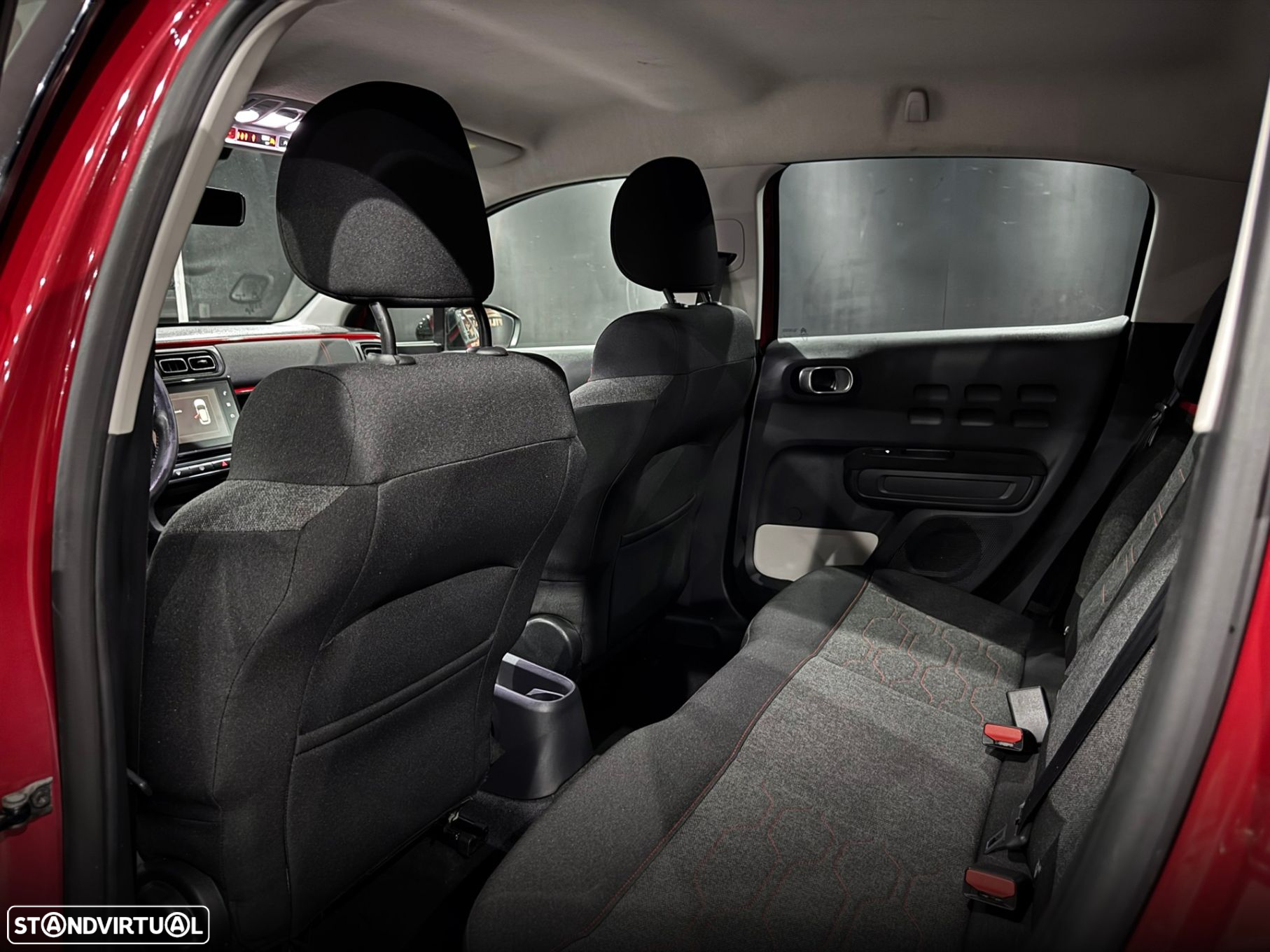 Citroën C3 1.2 PureTech Shine - 28