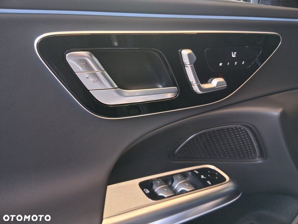 Mercedes-Benz Klasa E - 7