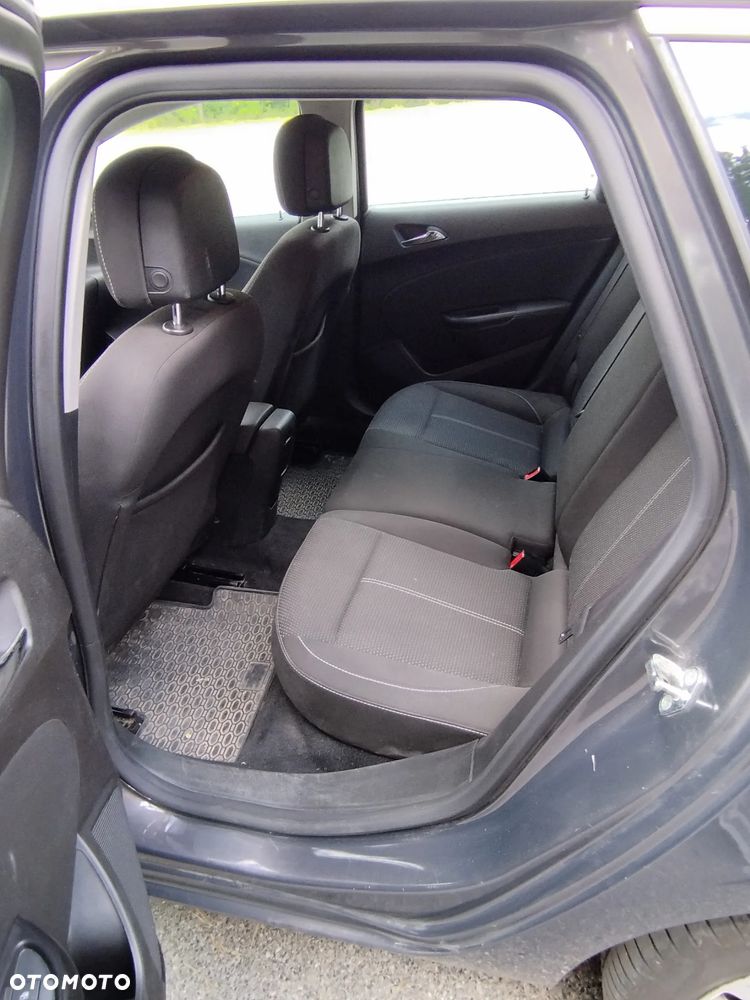 Opel Astra 1.4 T Sport - 10