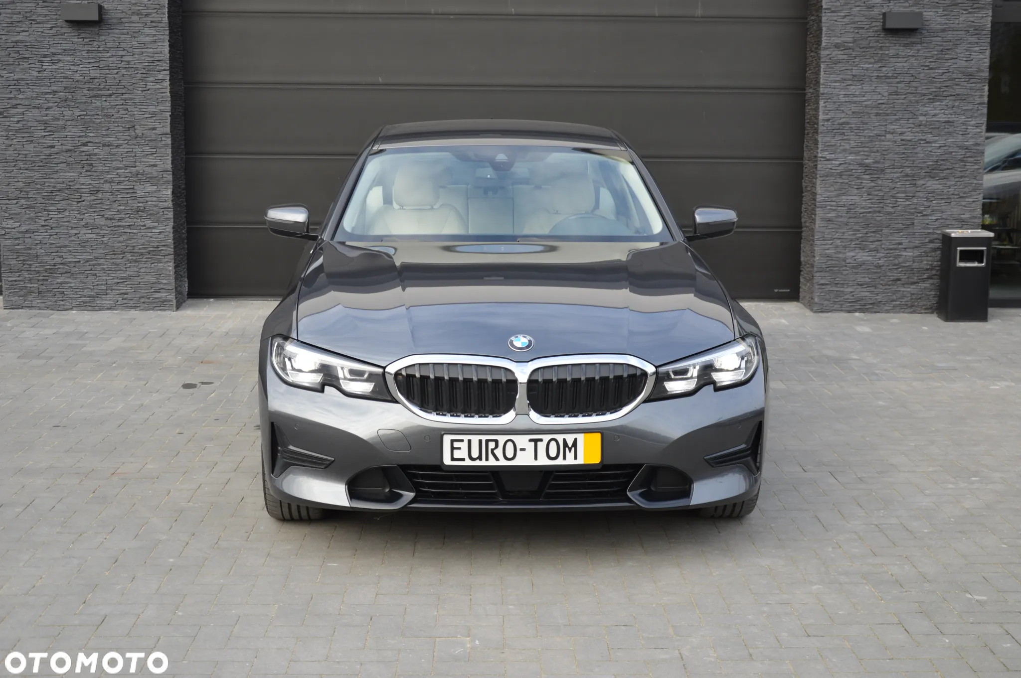 BMW Seria 3 320i Sport Line - 11