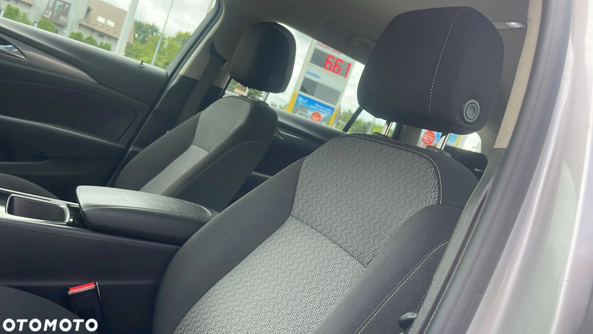 Opel Insignia 2.0 CDTI Exclusive S&S - 13