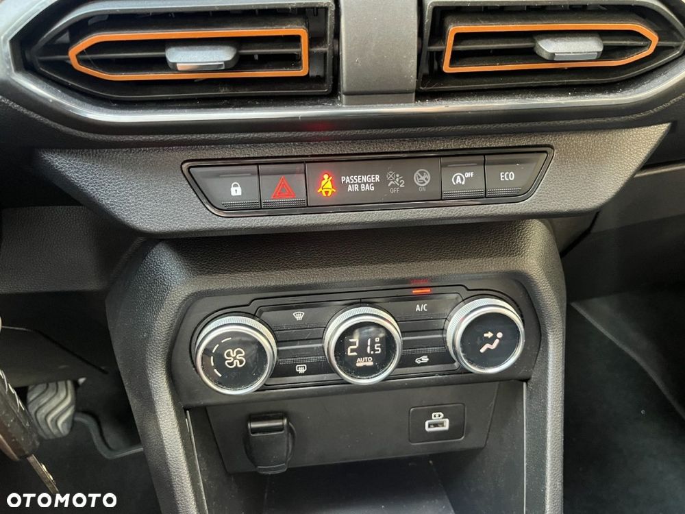 Dacia Sandero Stepway TCe 90 Expression + - 16