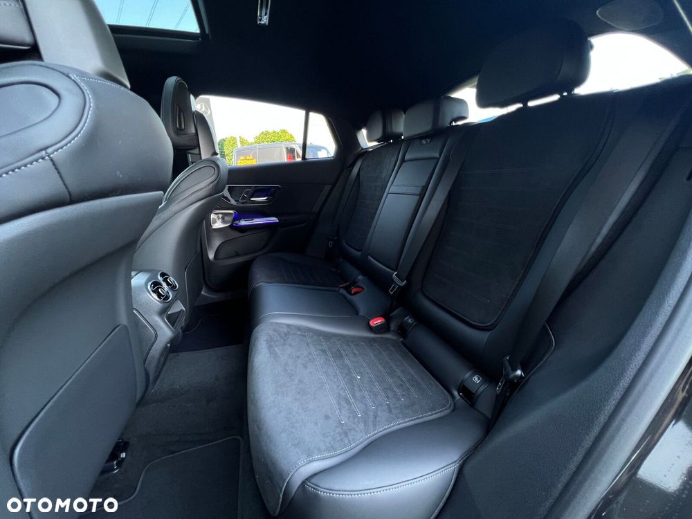 Mercedes-Benz GLC 220 d mHEV 4-Matic AMG Line - 11